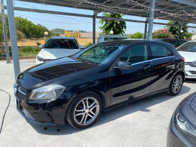 MERCEDES CLASSE A-W176 A 180 D BUSINESS (A79) - Foto 2