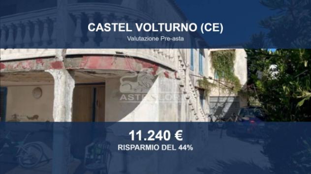Immobile in asta di 101 m², box auto in vendita a Castel Volturno