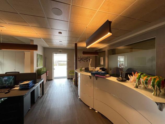 Immobile di 1600 m² con più di 5 locali in vendita a Brescia - Foto 14