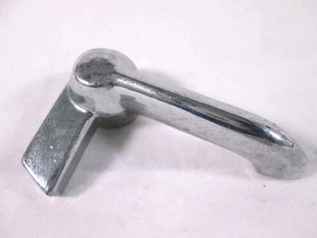 105/18 GALLETTO CHIUSURA DEFLETTORE VOLETTO LATO SINISTRO FIAT 645 650 662 672 682 690 693 RICAMBIO NUOVO - Foto 2
