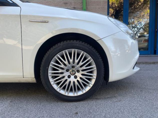 ALFA ROMEO Giulietta 2.0 JTDM 140CV SENSORI PARCHEGGIO CERCHI 17" rif. 23664226 - Foto 3