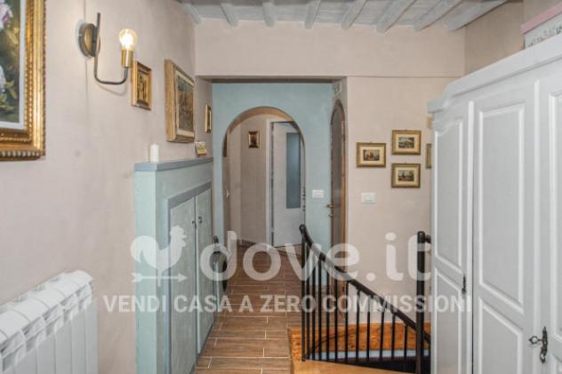 Casa indipendente di 230 m² con più di 5 locali e posto auto in vendita a Castel Giorgio - Foto 10