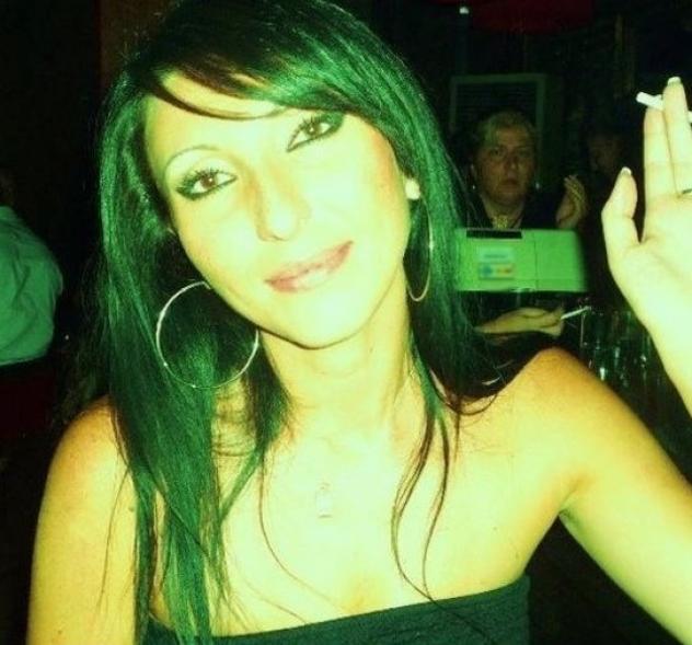 bella_Stefy: alta 163cm, 50kg, cerco uomo vicino Tel: