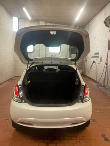 LANCIA Ypsilon 1.2 69 CV 5 porte Gold rif. 24158987 - Foto 4