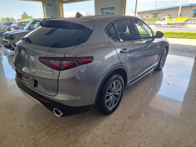 Alfa Romeo Stelvio con Interno in Pelle - Foto 3