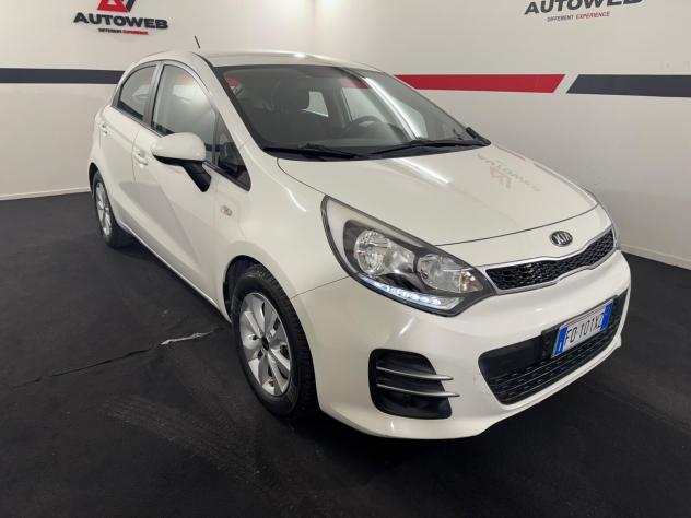 Kia Rio 1.1 CRDi 5p.S&S*NEOPATENTATI* - Foto 3