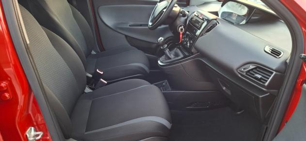 Lancia Ypsilon 1.2 69 CV 5 porte Silver - Foto 10