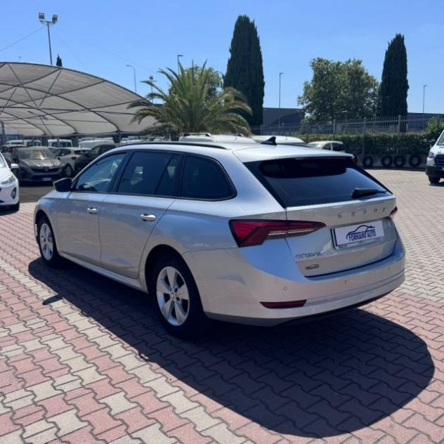 SKODA Octavia 2.0 TDI EVO SCR 150cv DSG WAGON EXECUTIVE rif. 24063483 - Foto 5