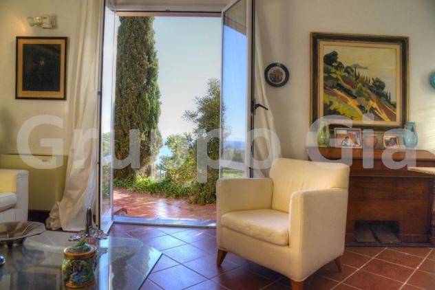 Villa d’Epoca in Vendita con Vista Mare I - Foto 12