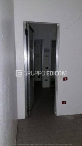 Fabbricati costruiti per esigenze commerciali di 1400 mq in vendita a Oleggio - Rif. 4557580 - Foto 13