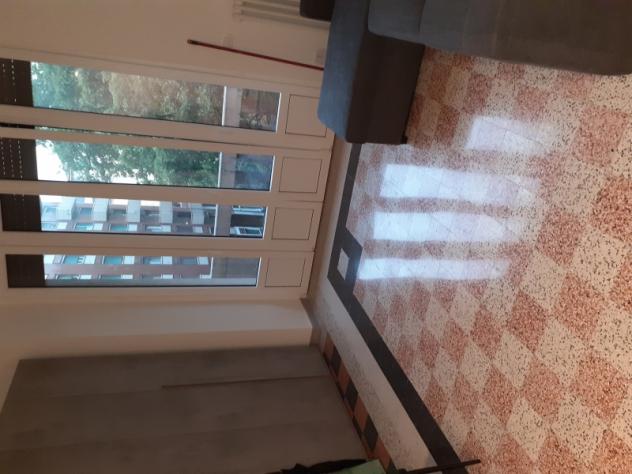 BILOCALE ARREDATO NUOVO. - Foto 8