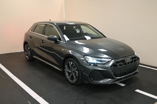 AUDI A3 4ª serie A3 SPB 40 TFSI e S tronic S line edition