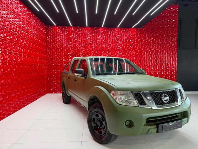 Nissan Navara 2.5 dCi PICK-UP Double Cab WoRK IVA DEDUCIBILE - Foto 3