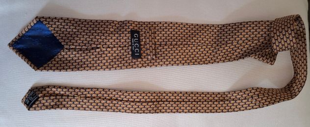 Gucci cravatta oro e blu con disegni in seta cruda - Foto 2