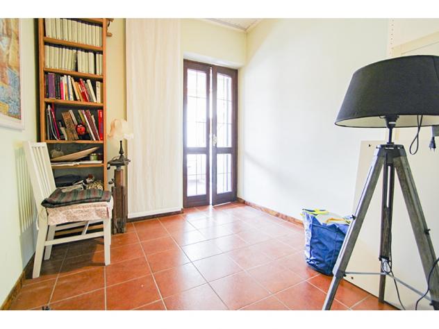 TRILOCALE terra-cielo RISTRUTTURATO in corte, con GIARDINO PRIVATO in corpo staccato - Foto 8