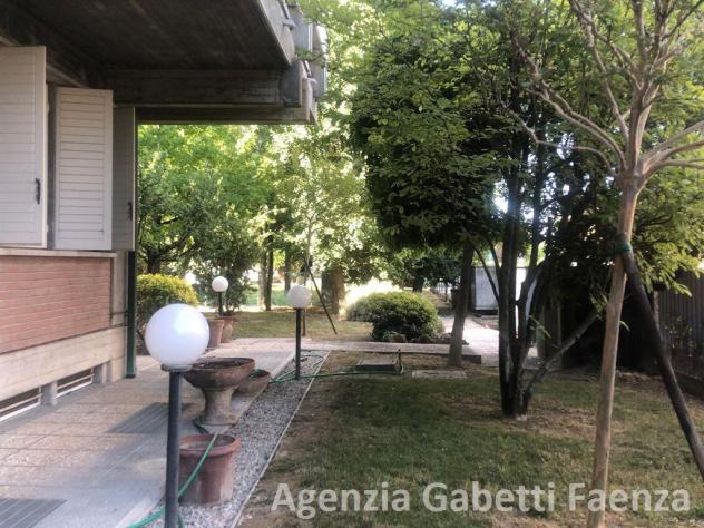 Villa bifamiliare 10 locali - Rif. 8603 - Foto 6