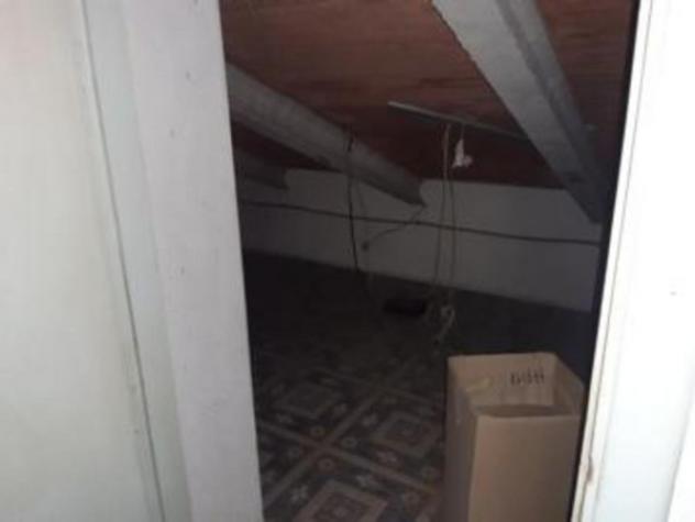 Immobile in asta di 270 m² con più di 5 locali e box auto in vendita a Terni - Foto 13