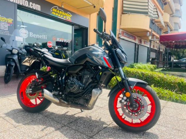 YAMAHA MT-07 TUTTO INCLUSO ANCHE PASSAGGIO! MINI RATE rif. 23999898 - Foto 9