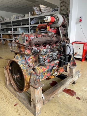 MOTORE USATO INDUSTRIALE PER ESCAVATORE PALAMECCANICA 8210.42 - Foto 2