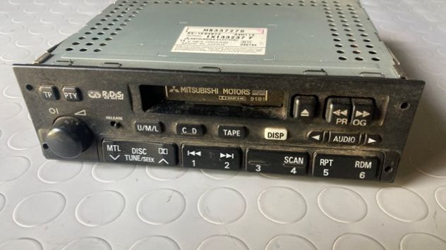 Autoradio Mitsubishi Pajero V60 del 2002 (MR337278) - Foto 2