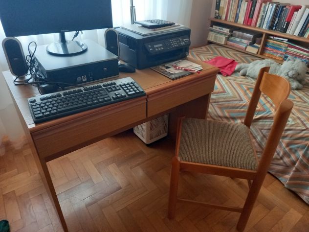 2 letti singoli (+ uno) con comodini e scrivania - Foto 5