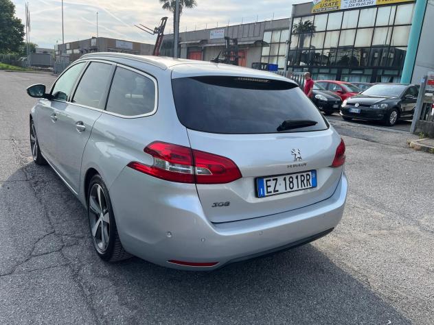 Peugeot 308 PureTech Turbo 130 S&S SW Allure - Foto 6