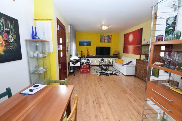 APPARTAMENTO INDIPENDENTE di 3 vani e di 110 mq (ISTRANA) rif. SW185 - Foto 7