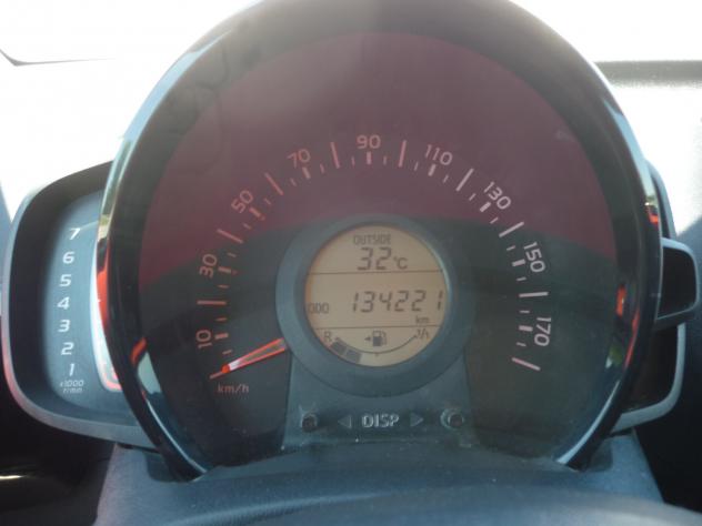 TOYOTA AYGO 1.0 VVT-i 69cv 5 Porte - x Clusiv - Foto 8