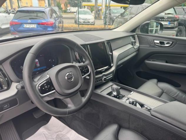 VOLVO XC60 B4 automatico Plus Dark rif. 23940810 - Foto 9