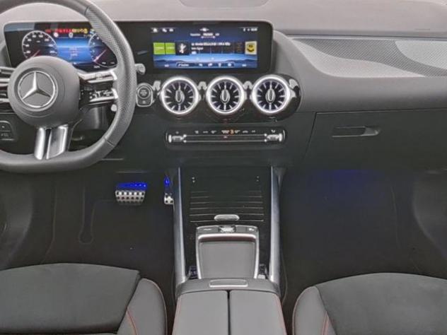 MERCEDES-BENZ GLA 180 Automatic AMG Line Advanced Plus rif. 24139156 - Foto 5