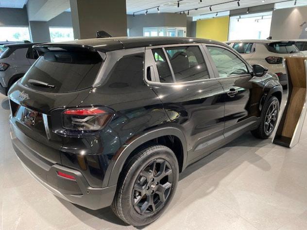 Jeep Avenger BEV BEV 156cv Black Edition - Foto 9