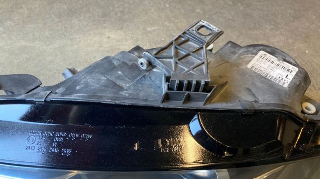 Faro proiettore anteriore SX BI-Xenon originale Audi A4 B8 del 2010 (8K0941003C) - Foto 4