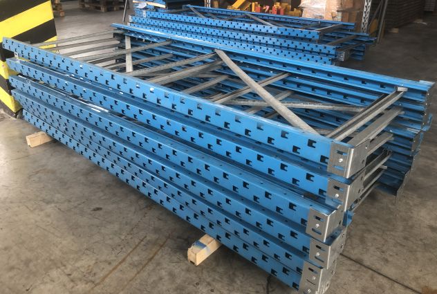 Quantità di scaffali per bancali