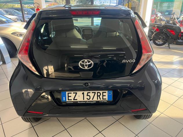 Toyota Aygo 1.0 VVT-i 69 CV 5 porte x-clusiv - Foto 5