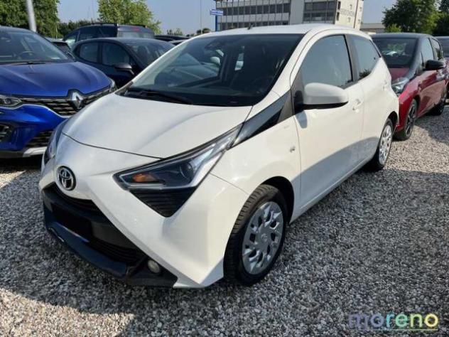 TOYOTA Aygo 1.0 72 CV x-play rif. 19121110