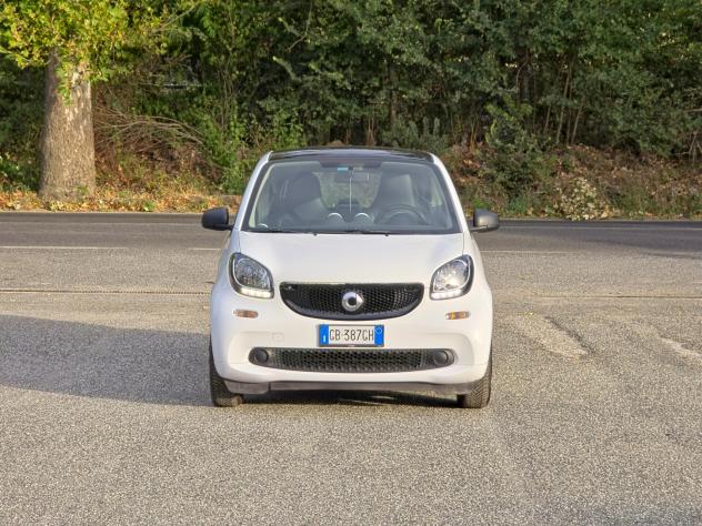 Smart ForTwo 70 1.0 Youngster E6 Automatico NEO 2016 - Foto 2
