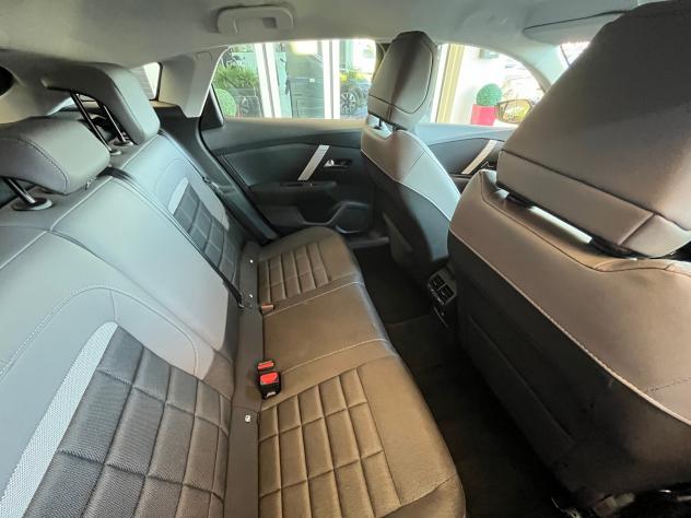 Citroën C4 Hybrid 145 cv Automatico Plus *PROMO* - Foto 10