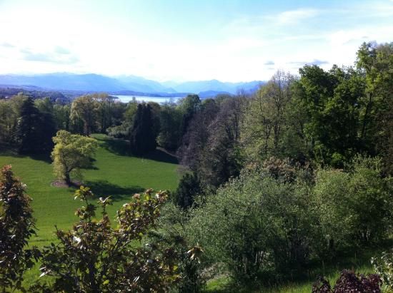 VILLA CON TERRENO E PISCINA INTERRATA