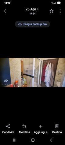 Cerco persona che ha bisogno di una camera che comprende cucina bagno sala