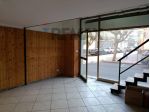 Locale Commerciale in vendita a Aci Catena