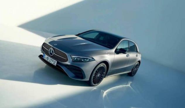 MERCEDES-BENZ A 250 e hybrid EQ Progressive Extra rif. 24050218 - Foto 3