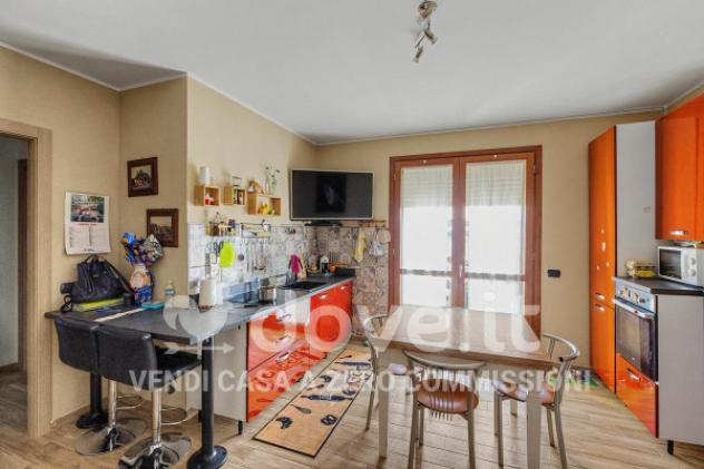 Appartamento di 123 m² con 5 locali e box auto doppio in vendita a Trecate - Foto 5