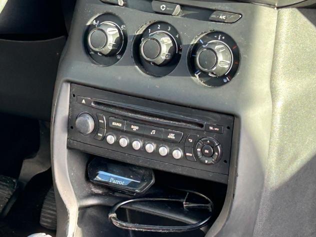 Citroen C3 1.4 HDi 70 Exclusive - Foto 8