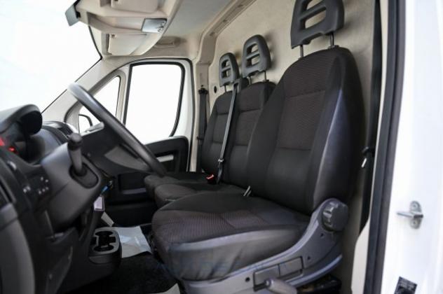 PEUGEOT Boxer 333 2.2 BlueHDi 140 S&S L2-H2 Furgone rif. 23800061 - Foto 10