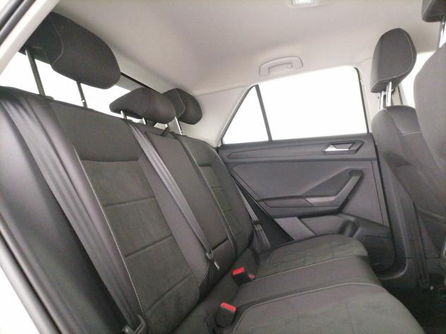 Volkswagen T-Roc 1.5 tsi Style dsg - Foto 8