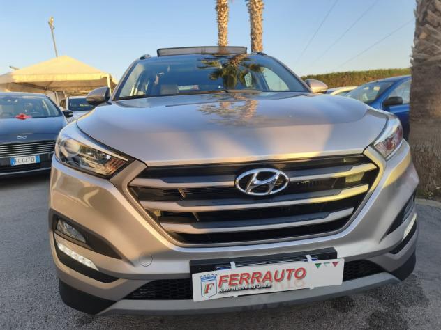 HYUNDAI TUCSON 1.6CRDI 116CV XTECH TETTO APRIBILE - Foto 4