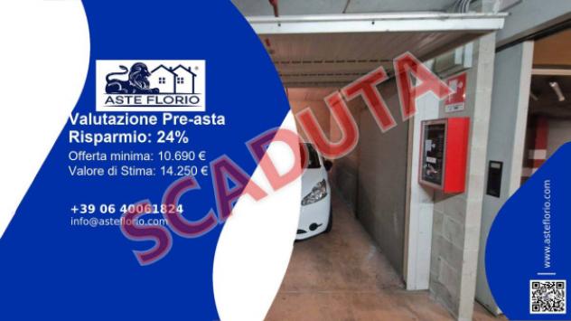 Immobile in asta di 15 m², box auto in vendita a Torino