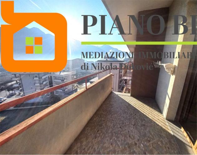V000556 - LUMINOSO PIANO ALTO CON CANTINA E SOLAIO - Foto 6