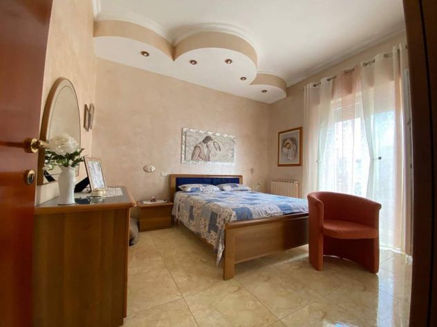 SOLUZIONE INDIPENDENTE CON MANSARDA E TERRAZZO - Foto 4