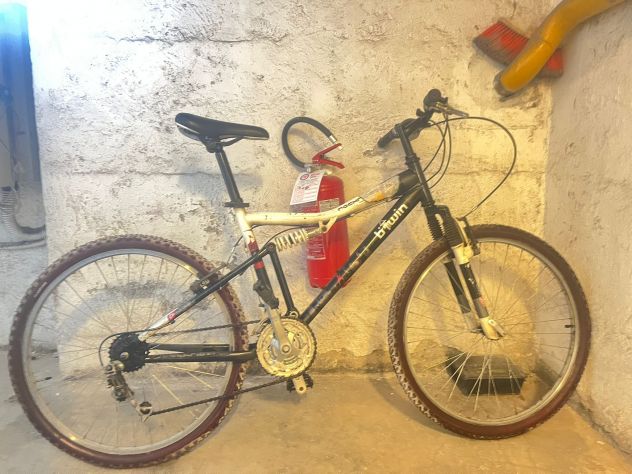 Bicicletta MTB ammortizzata - Foto 2
